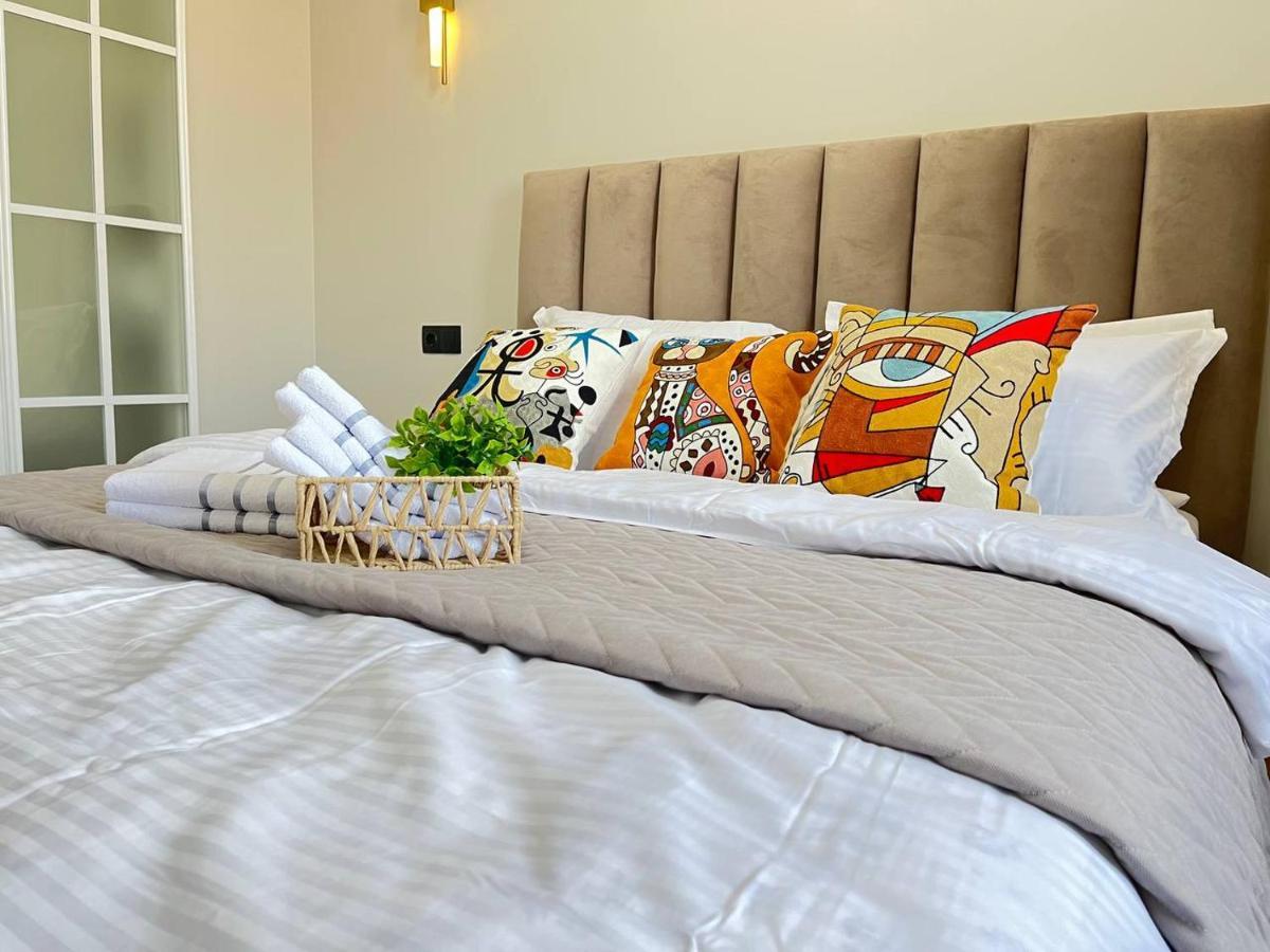 Apartment 3х-комнатная бизнес класса Almaty